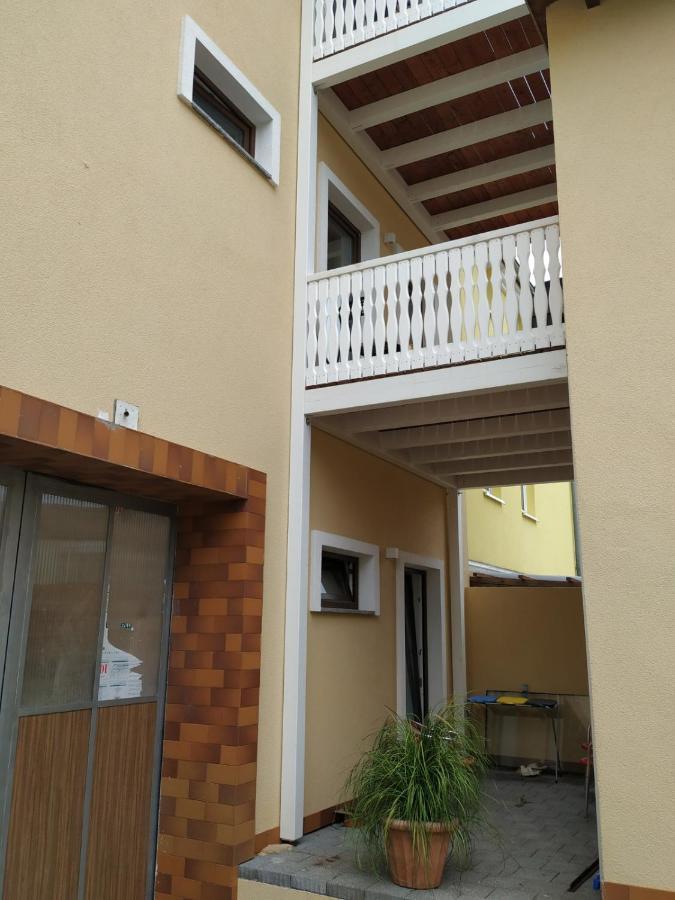 Mehrfamilien Haus Διαμέρισμα Schkeuditz Εξωτερικό φωτογραφία